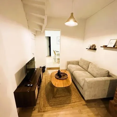 L'esprit Beige Falaise ~ Gare St Roch ~ Free Parking