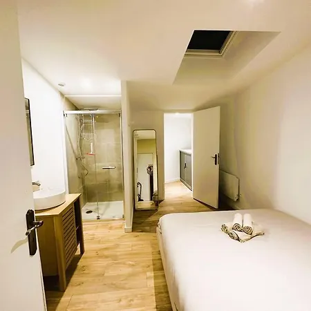 דירה L'esprit Beige Falaise ~ Gare St Roch ~ Free Parking אמיינס