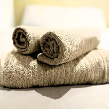 L'esprit Beige Falaise ~ Gare St Roch ~ Free Parking * אמיינס