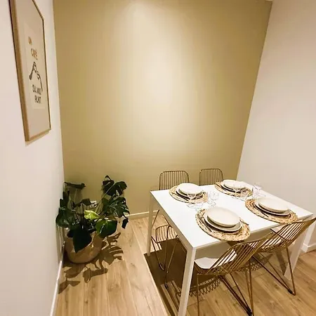 דירה L'esprit Beige Falaise ~ Gare St Roch ~ Free Parking אמיינס